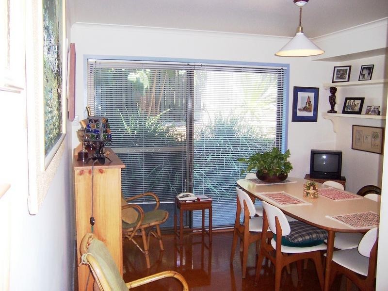 38 Pinkwood St, Bellbowrie QLD 4070